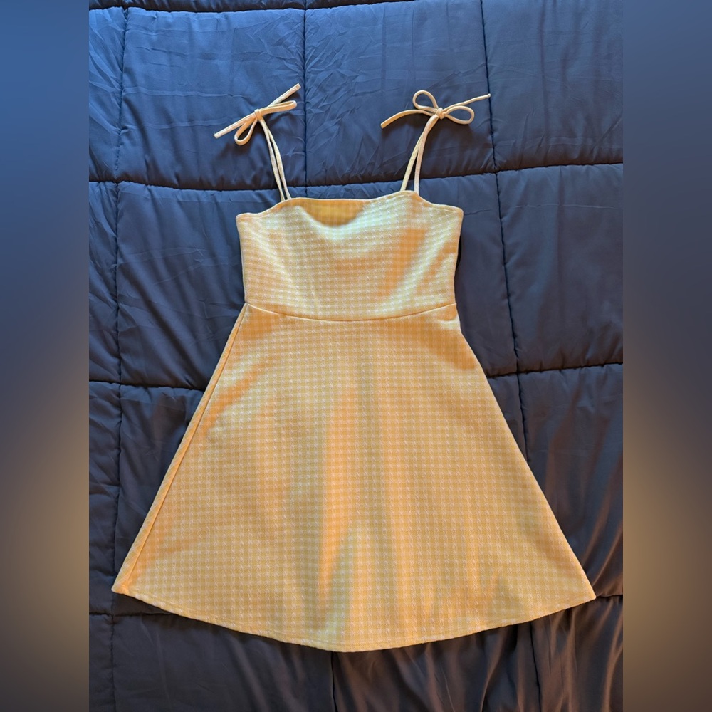 H&M Divided Yellow and White Checkered Mini Sun Dress